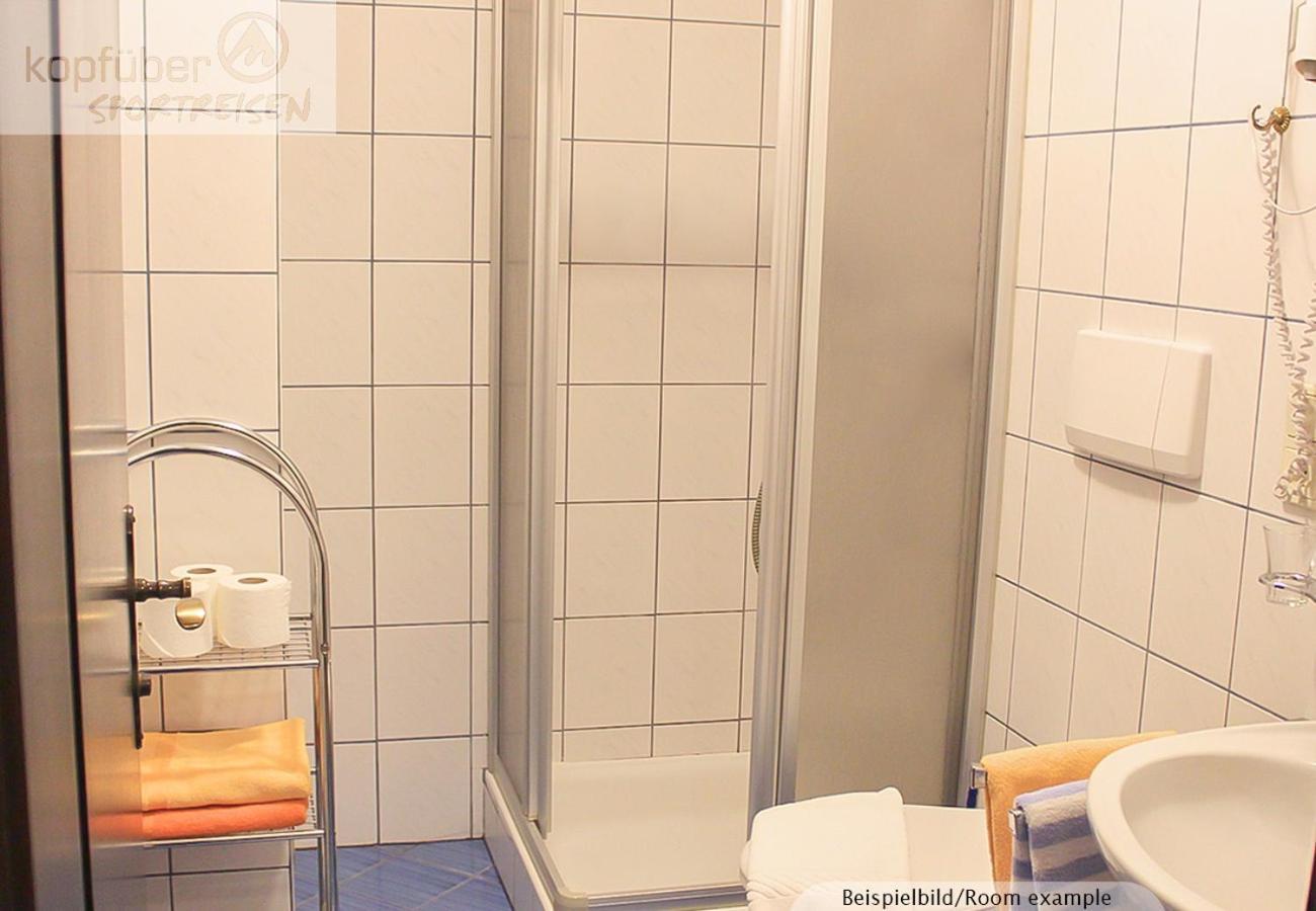 Edelweisshof Apartment อิสชเกิล ภายนอก รูปภาพ