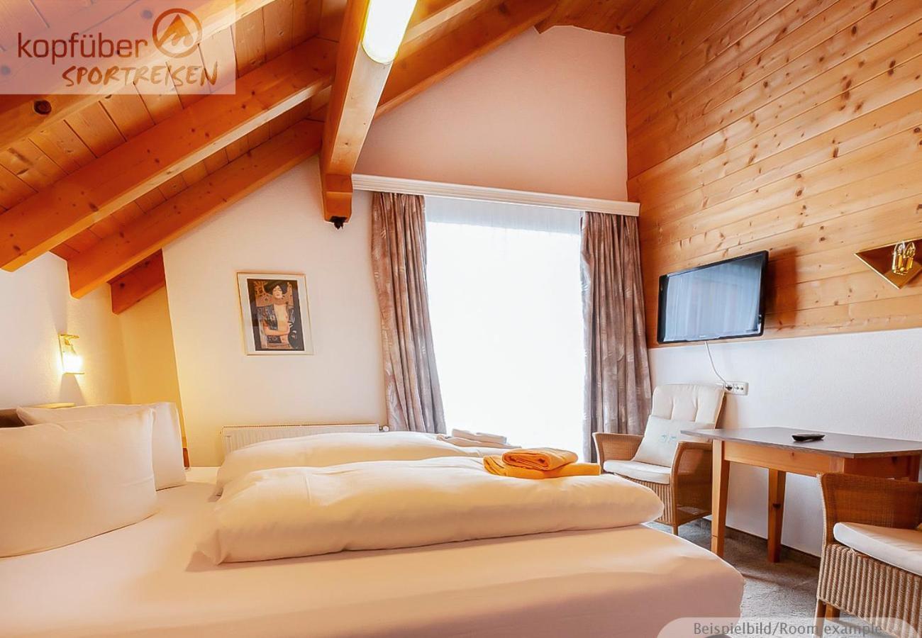 Edelweisshof Apartment อิสชเกิล ภายนอก รูปภาพ